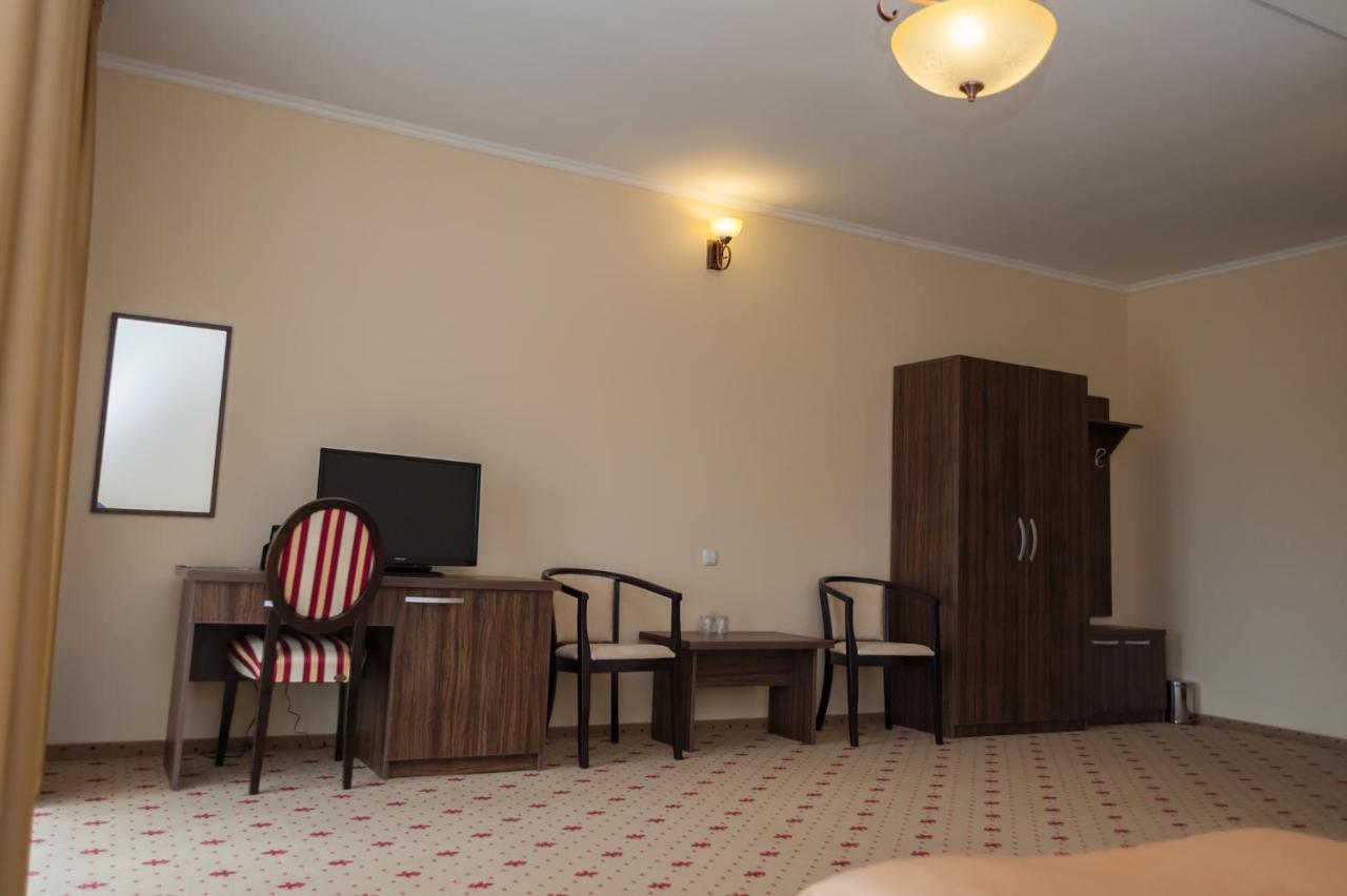 Popasul Romanilor Hotel Zalau Exterior photo